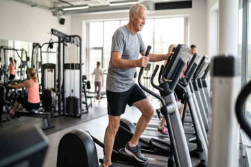 Équipement sportif senior : le guide complet pour rester actif, en sécurité et autonome